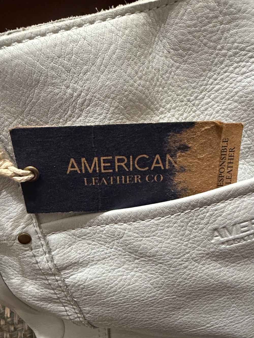 White Leather Shoulder Bag - Picture 9 of 16
